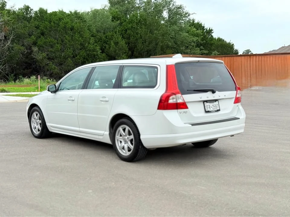 2008 Volvo V70 3rd Gen - Image 5 of 21