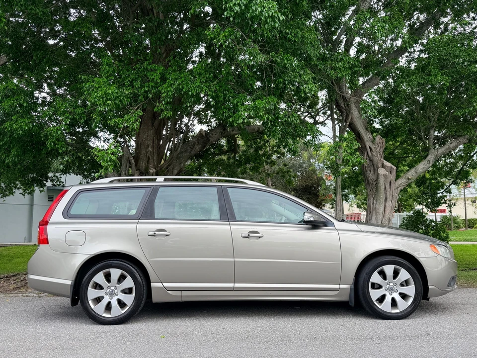 2008 Volvo V70 3rd Gen - Image 20 of 31