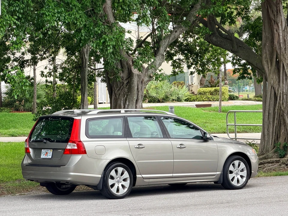 2008 Volvo V70 3rd Gen - Image 23 of 31