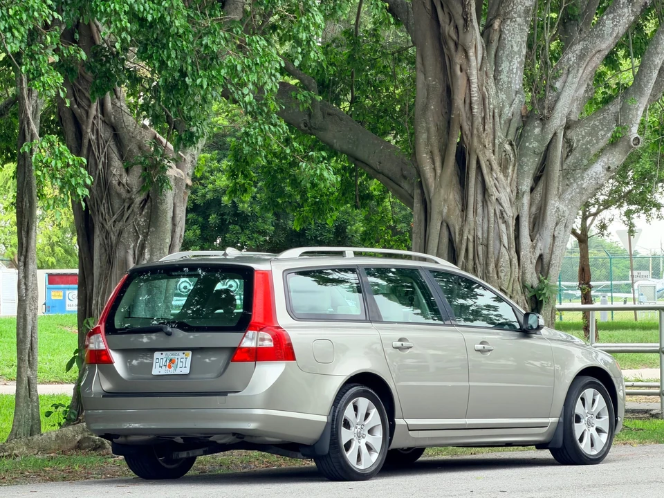 2008 Volvo V70 3rd Gen - Image 27 of 31