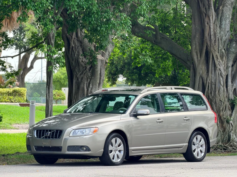 2008 Volvo V70 3rd Gen - Image 6 of 31