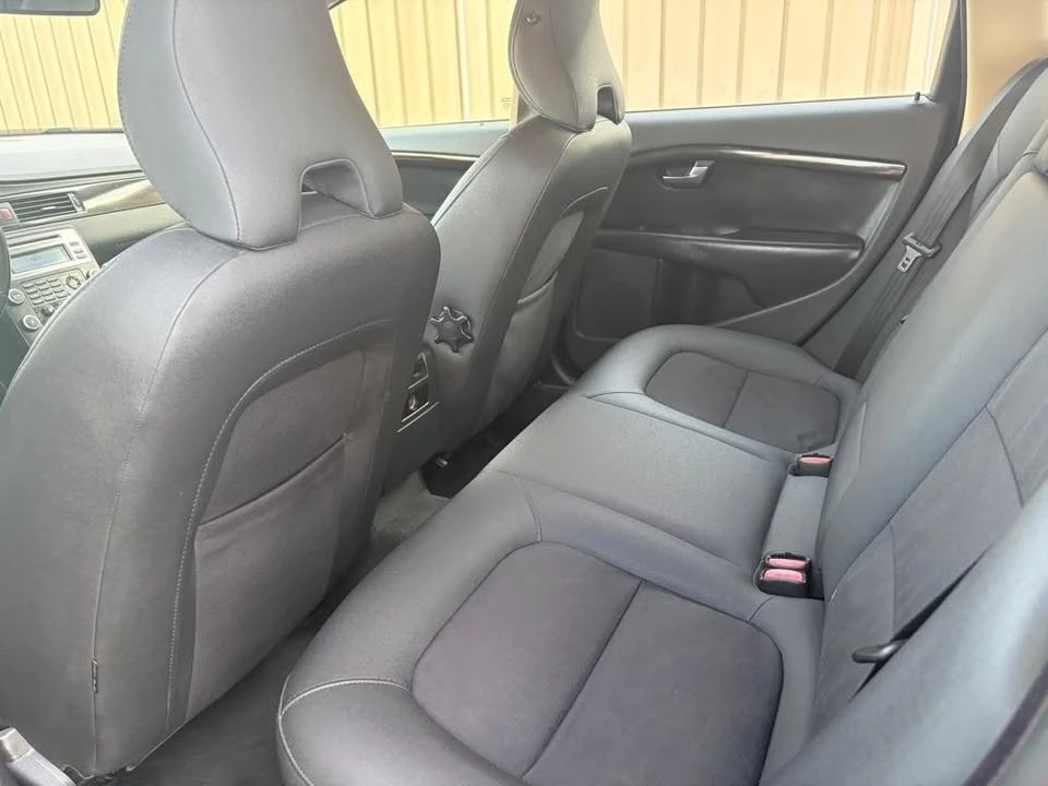 2008 Volvo XC70 3rd Gen - Image 16 of 20