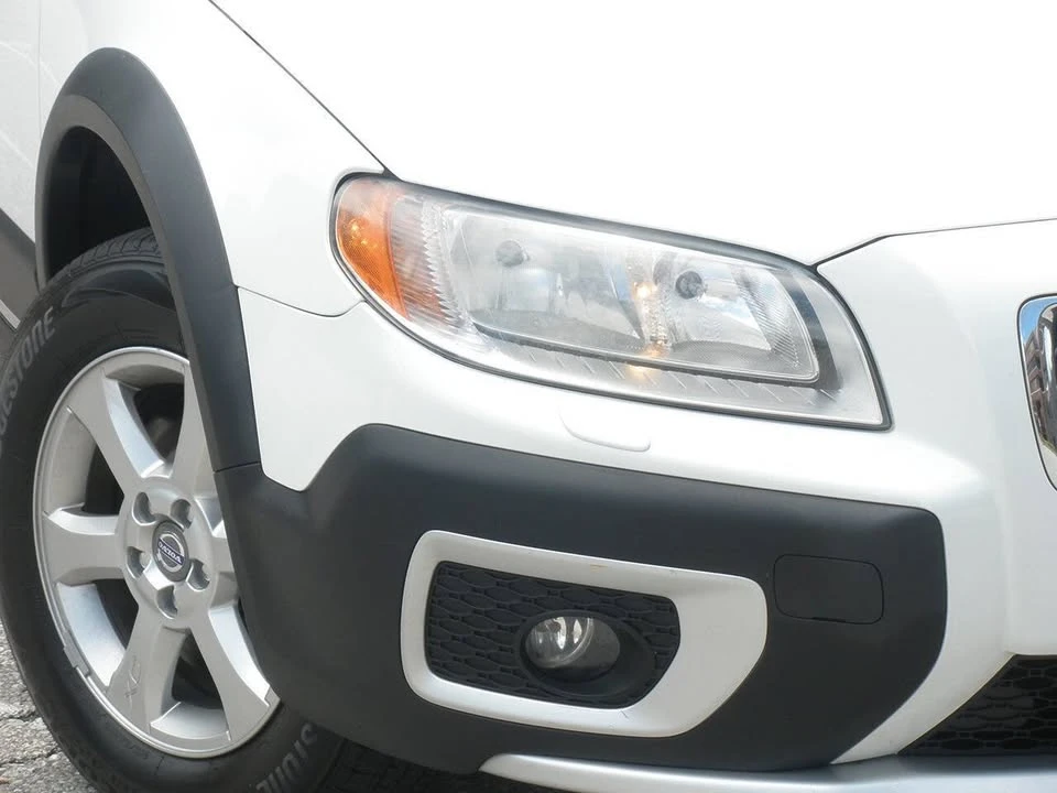 2008 Volvo XC70 3rd Gen - Image 3 of 20