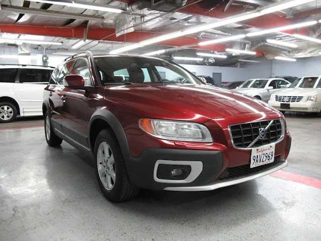 2008 Volvo XC70 3rd Gen - Image 9 of 31