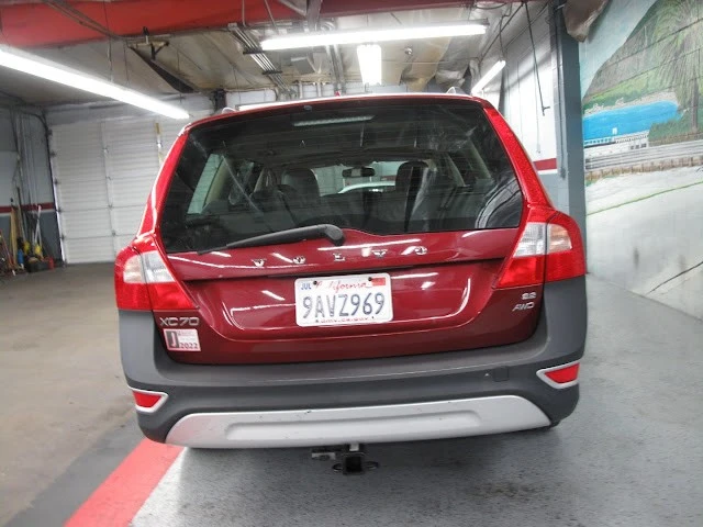 2008 Volvo XC70 3rd Gen - Image 15 of 31
