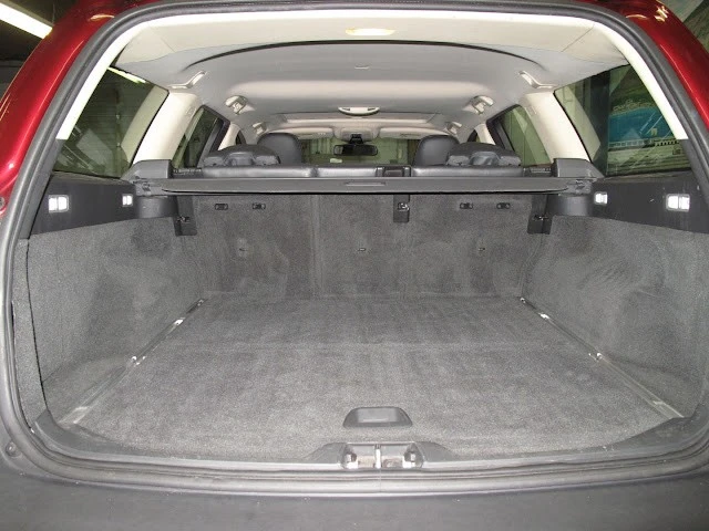 2008 Volvo XC70 3rd Gen - Image 22 of 31