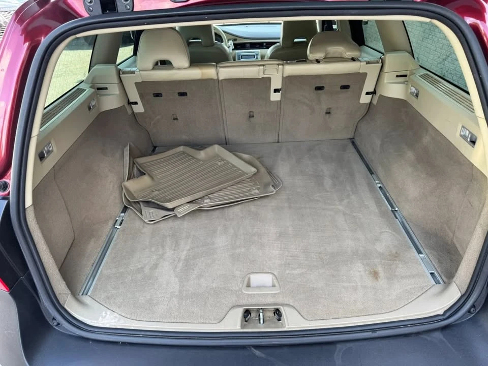 2008 Volvo XC70 3rd Gen - Image 9 of 13