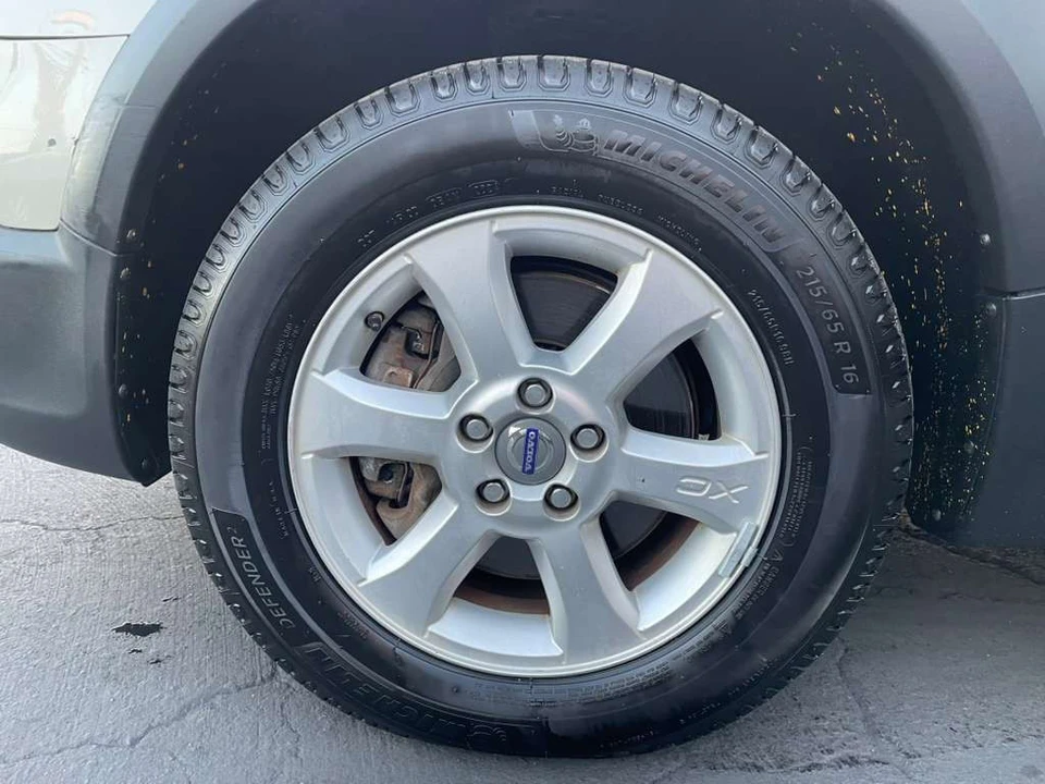 2008 Volvo XC70 3rd Gen - Image 16 of 17