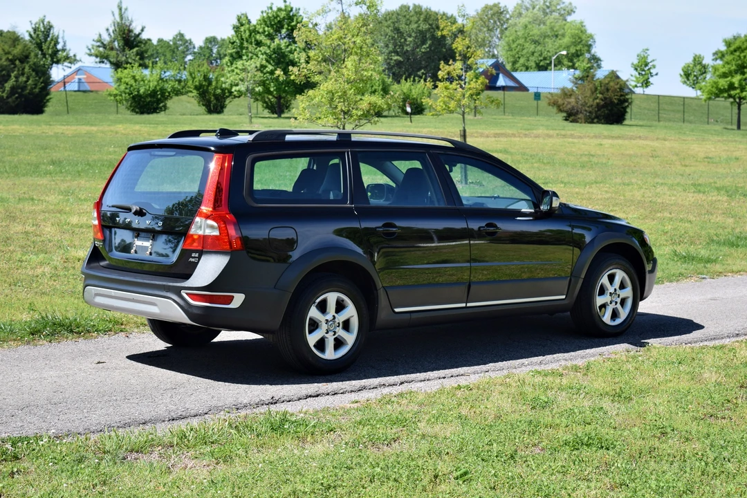 2008 Volvo XC70 3rd Gen - Image 8 of 31