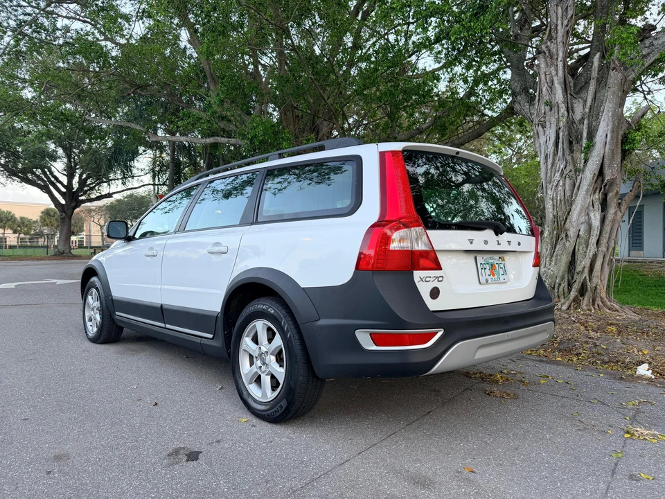2008 Volvo XC70 3rd Gen - Image 20 of 31