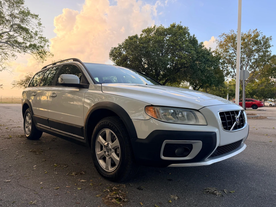 2008 Volvo XC70 3rd Gen - Image 29 of 31