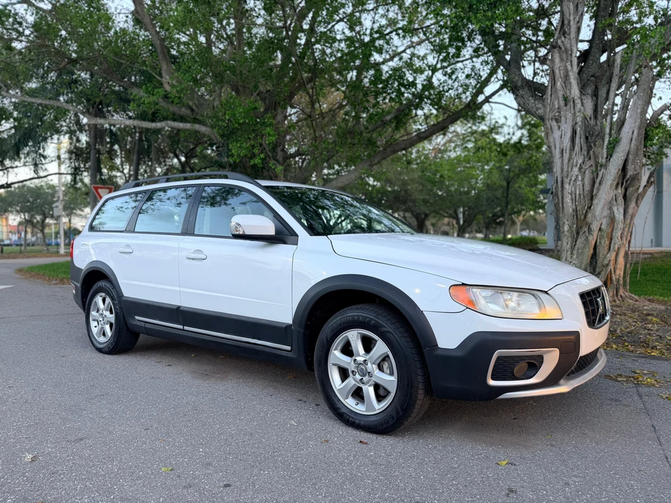 2008 Volvo XC70 3rd Gen - Image 25 of 31