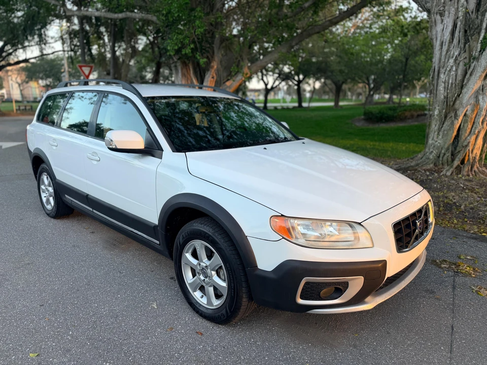 2008 Volvo XC70 3rd Gen - Image 28 of 31