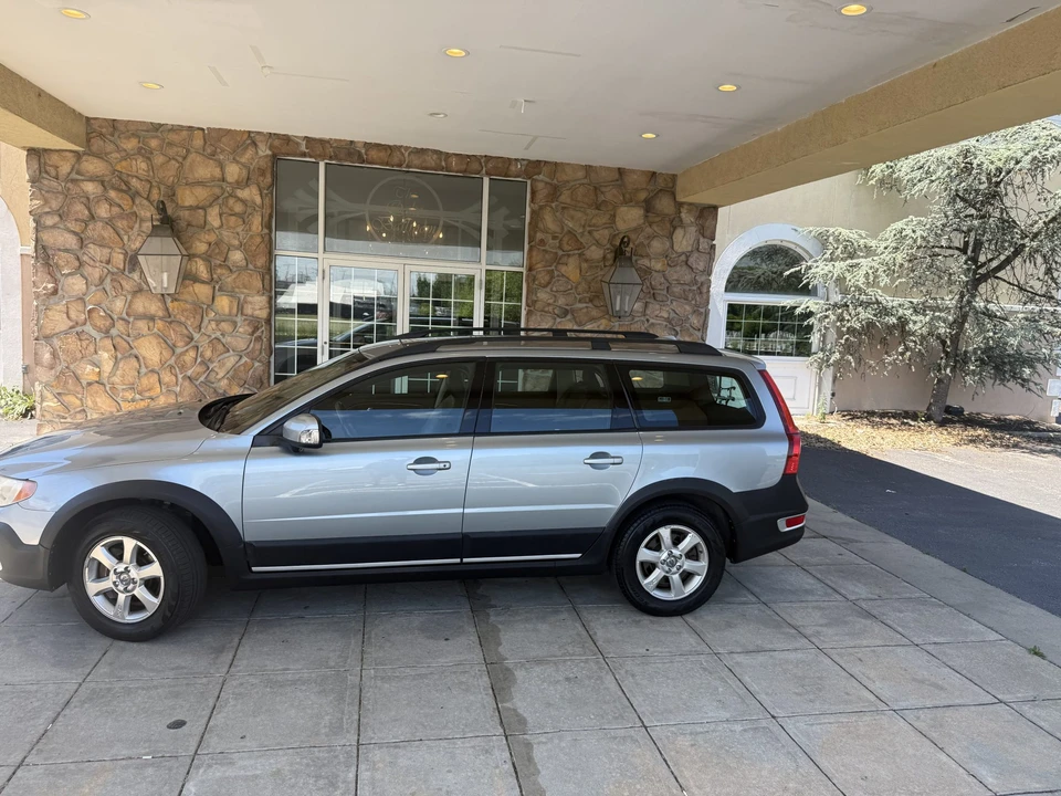 2008 Volvo XC70 3rd Gen - Image 7 of 31
