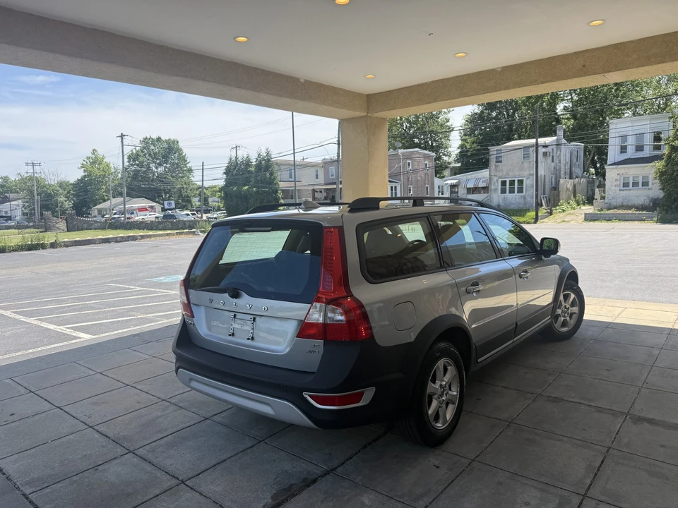 2008 Volvo XC70 3rd Gen - Image 16 of 31