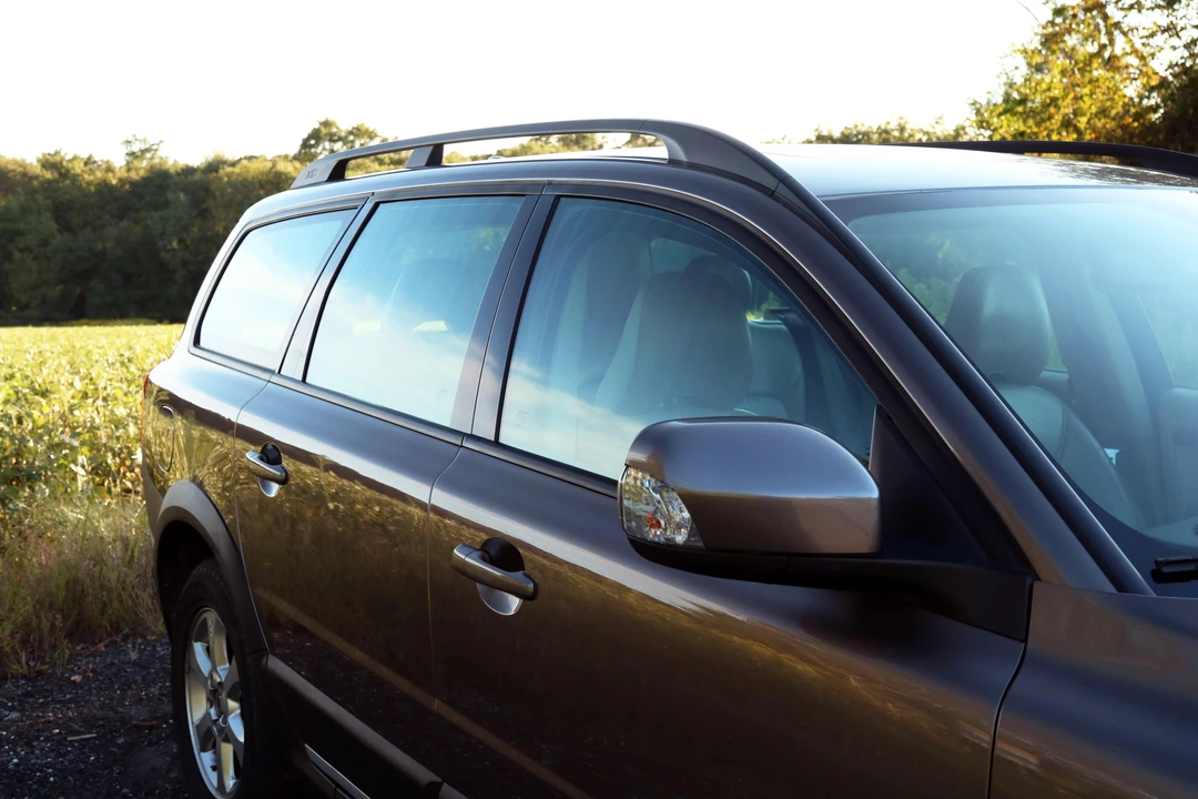 2008 Volvo XC70 3rd Gen - Image 16 of 31