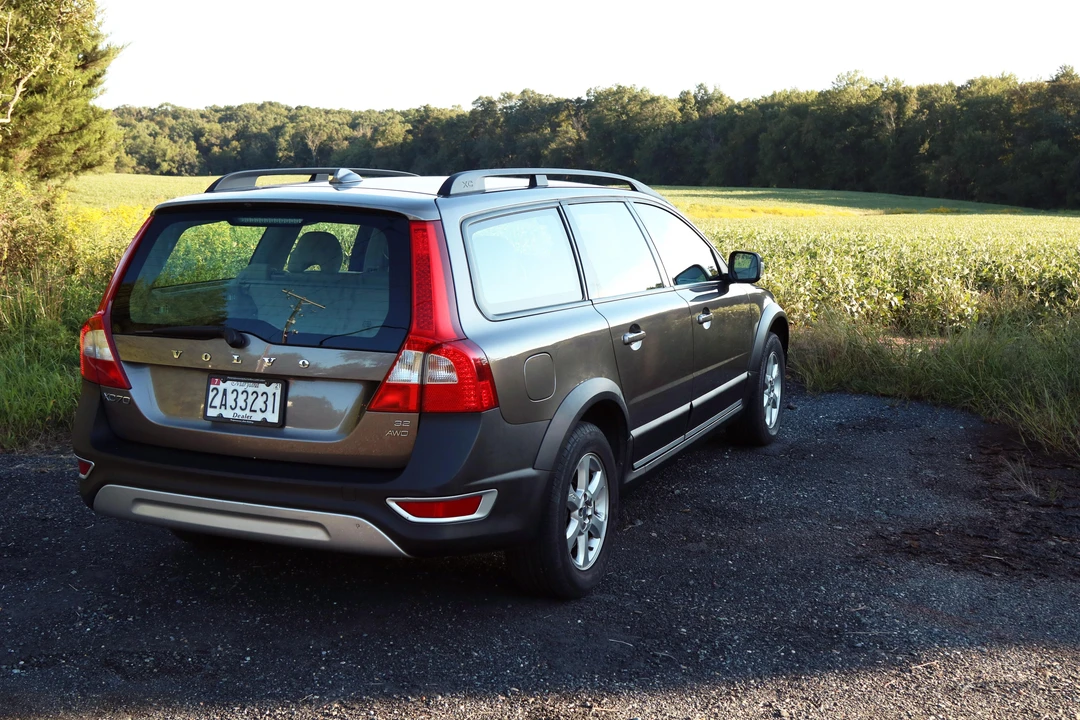 2008 Volvo XC70 3rd Gen - Image 12 of 31
