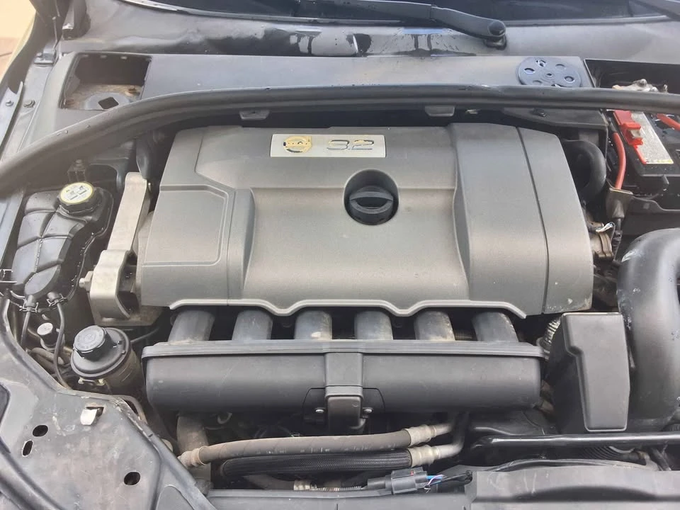 2008 Volvo XC70 3rd Gen - Image 4 of 12