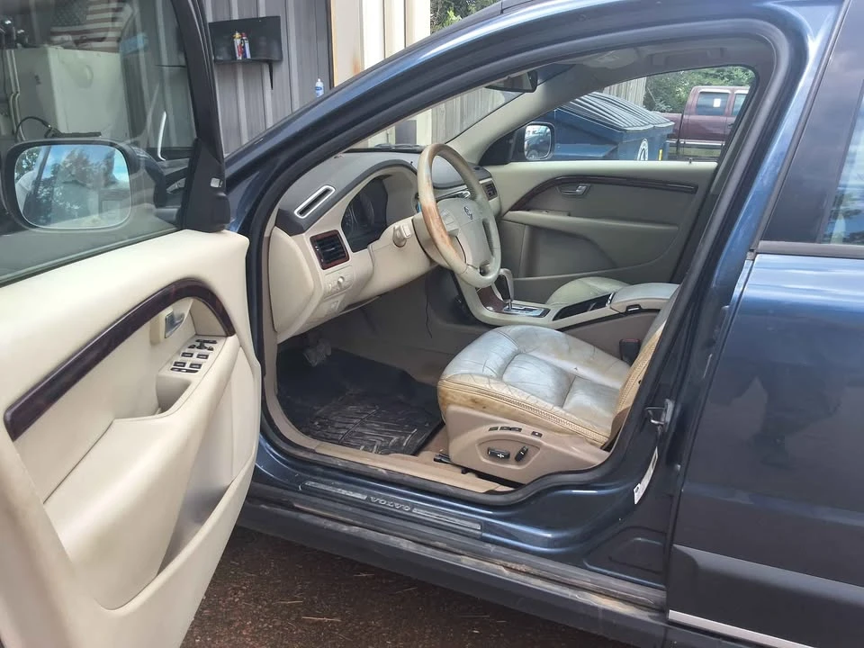 2008 Volvo XC70 3rd Gen - Image 7 of 12