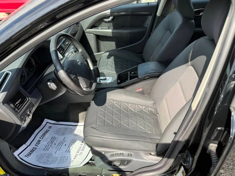2008 Volvo XC70 3rd Gen - Image 10 of 12