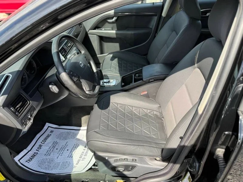 2008 Volvo XC70 3rd Gen - Image 10 of 12