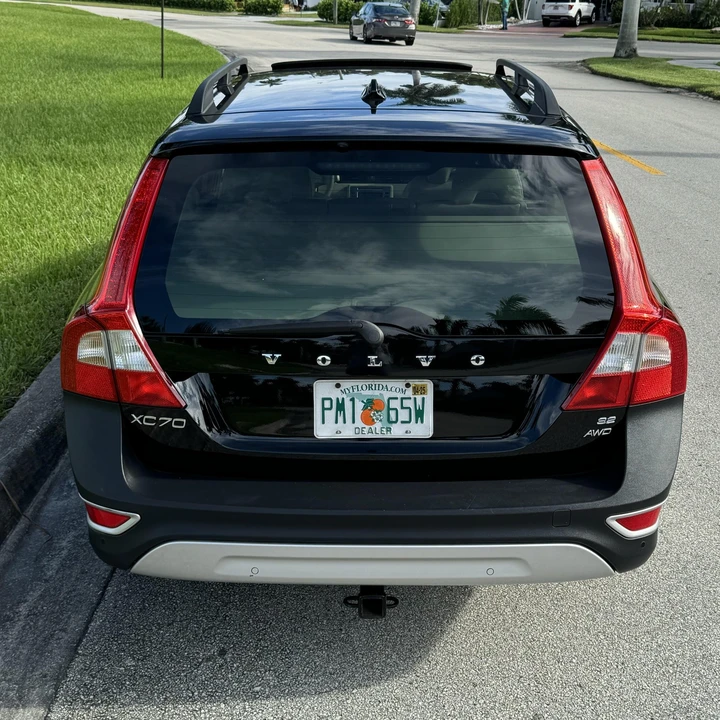 2008 Volvo XC70 3rd Gen - Image 10 of 12