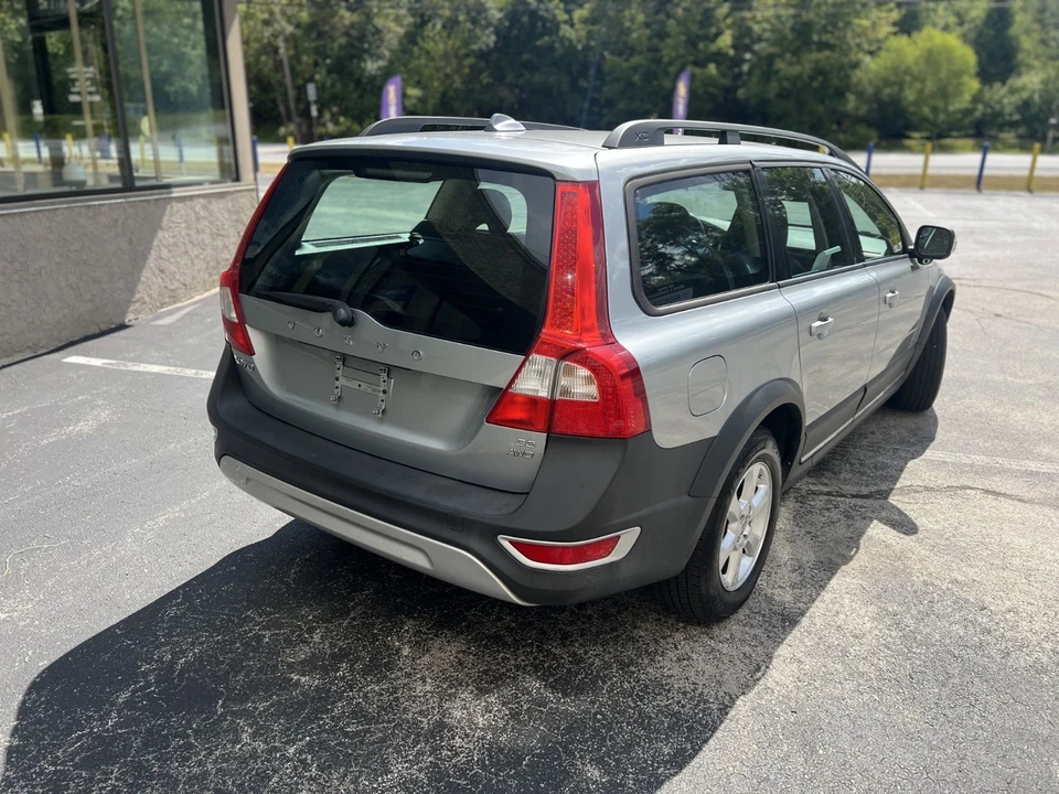 2008 Volvo XC70 3rd Gen - Image 6 of 16