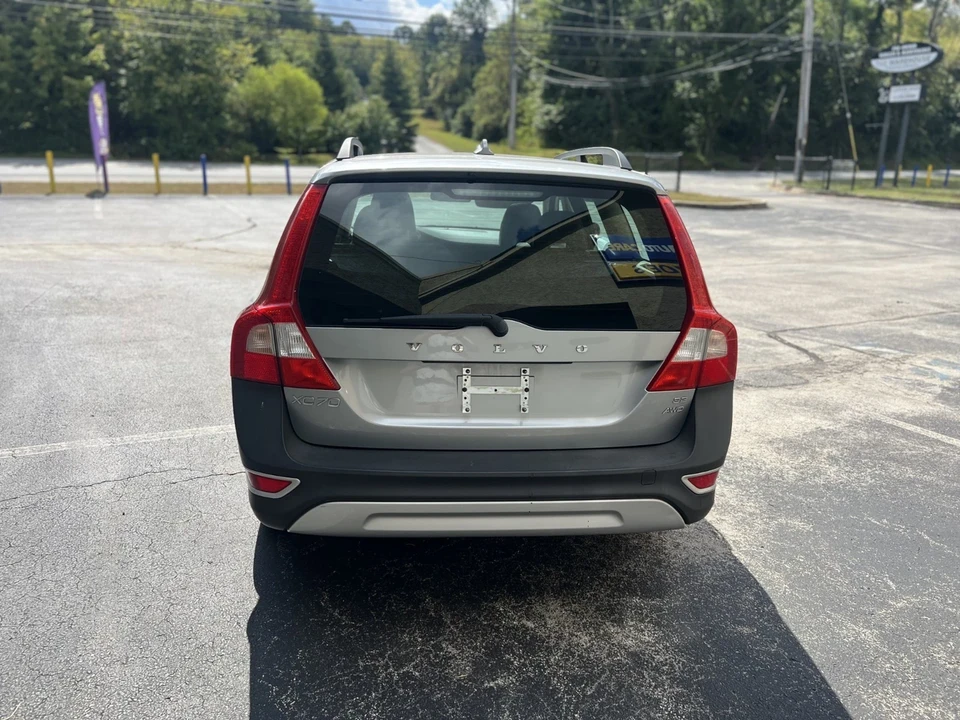 2008 Volvo XC70 3rd Gen - Image 3 of 16