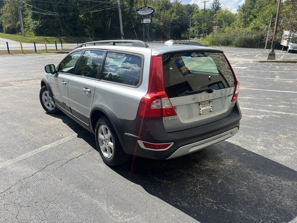 2008 Volvo XC70 3rd Gen - Image 8 of 16