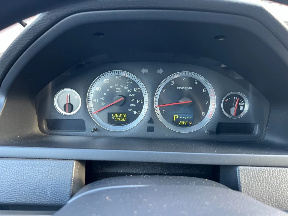 2008 Volvo XC90 1st Gen - Image 16 of 21