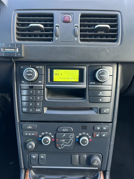 2008 Volvo XC90 1st Gen - Image 17 of 21