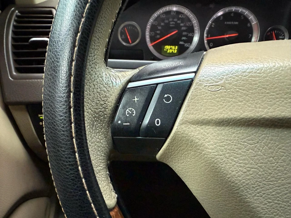 2008 Volvo XC90 1st Gen - Image 15 of 21
