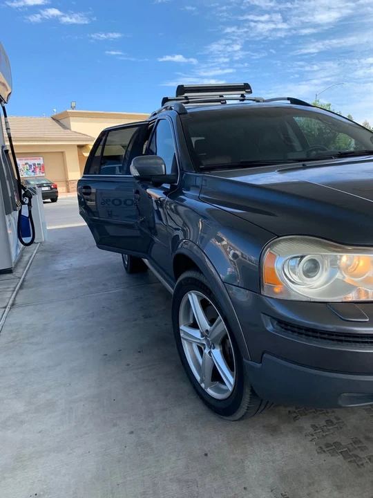 2008 Volvo XC90 1st Gen - Image 2 of 10