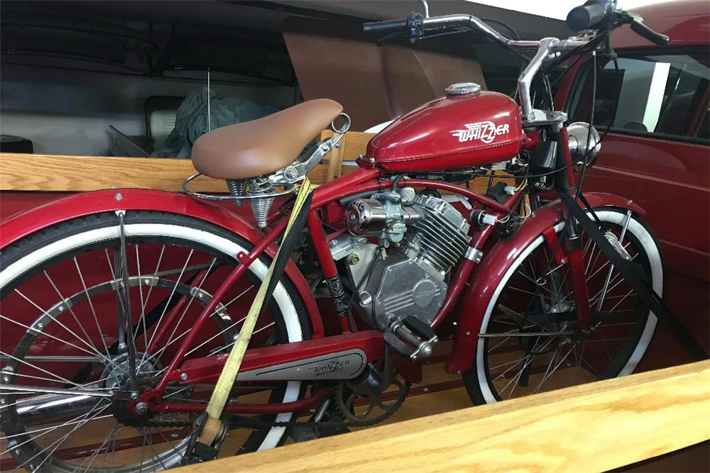 2008 Whizzer - Image 2 of 3
