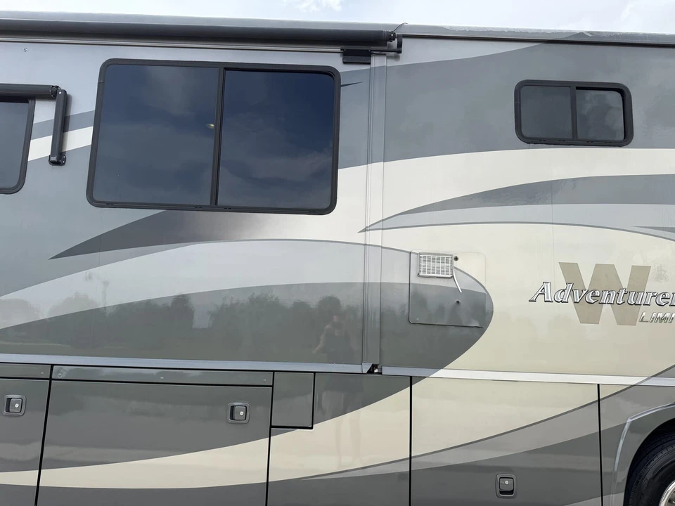 2008 Winnebago - Image 24 of 31