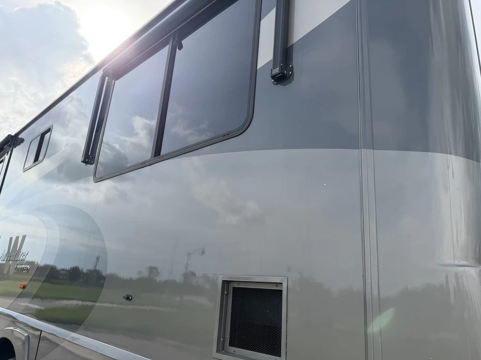 2008 Winnebago - Image 23 of 31