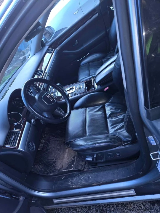 2008 Audi D3 A8 - Image 4 of 10