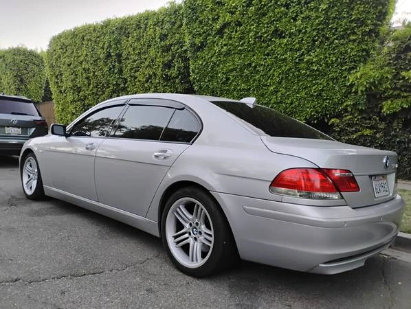 2008 BMW E65/E66 750i & 760i Sedan - Image 14 of 16