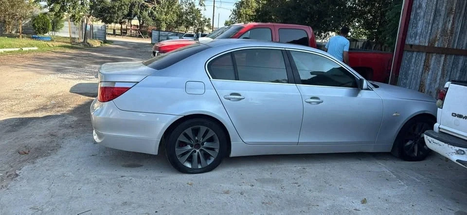 2008 BMW E60 5 Series Sedan - Image 2 of 3