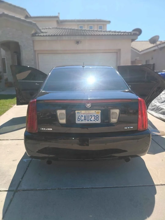 2008 Cadillac STS - Image 5 of 10