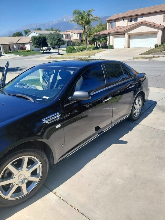 2008 Cadillac STS - Image 2 of 10