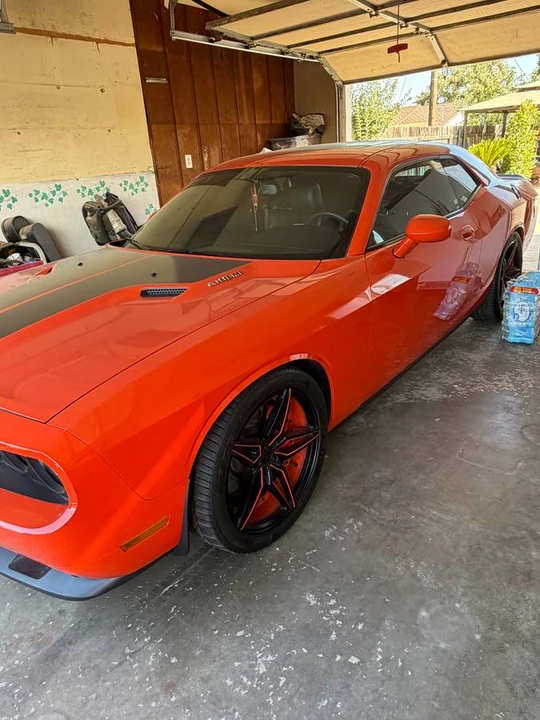 2008 Dodge Challenger SRT8 & 392 3rd Gen - Image 7 of 12