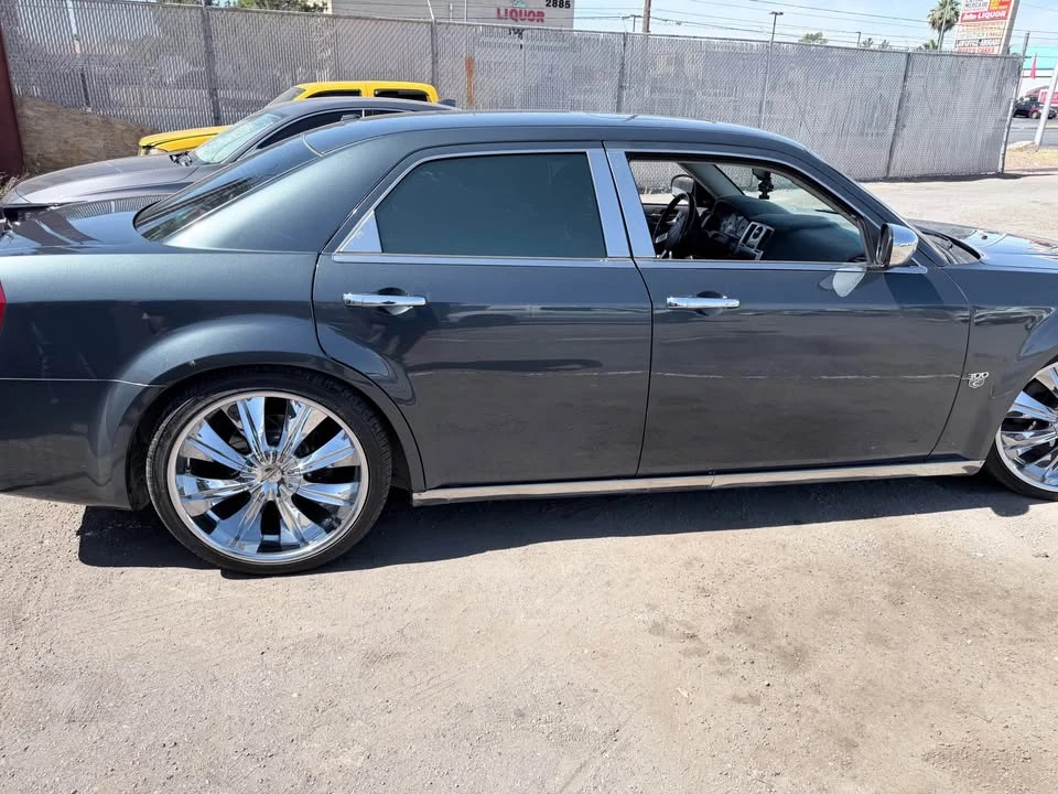 2008 Chrysler 300 (2005-2023) - Image 2 of 8