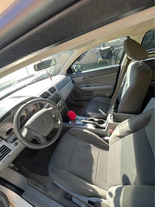 2008 Dodge Avenger Sedan - Image 5 of 8