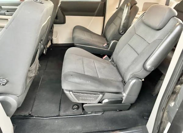 2008 Dodge Caravan - Image 17 of 17