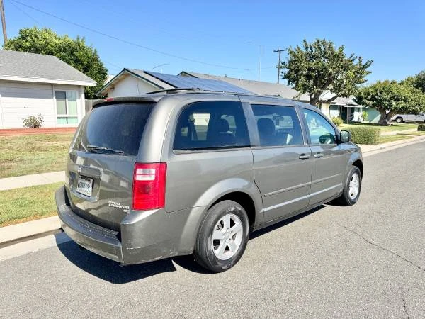 2008 Dodge Caravan - Image 4 of 17