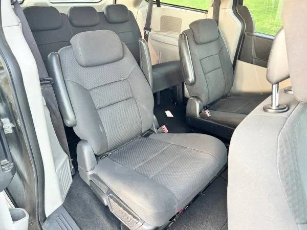 2008 Dodge Caravan - Image 12 of 17