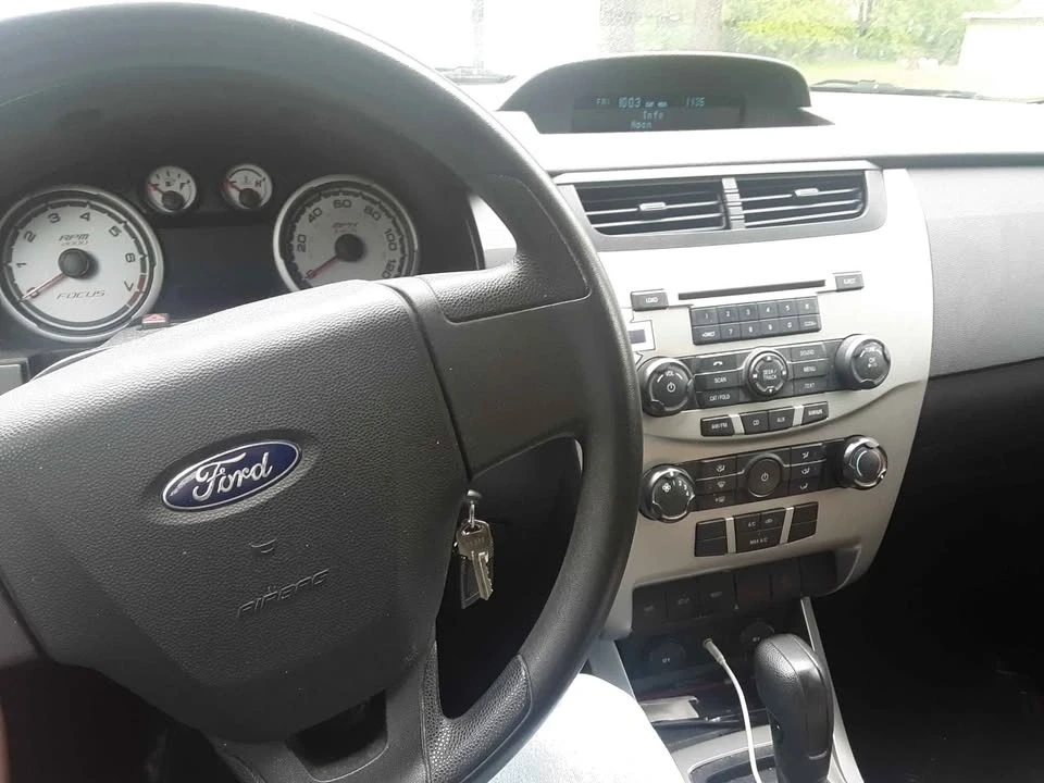 2008 Ford Focus 2nd Gen - Image 5 of 9