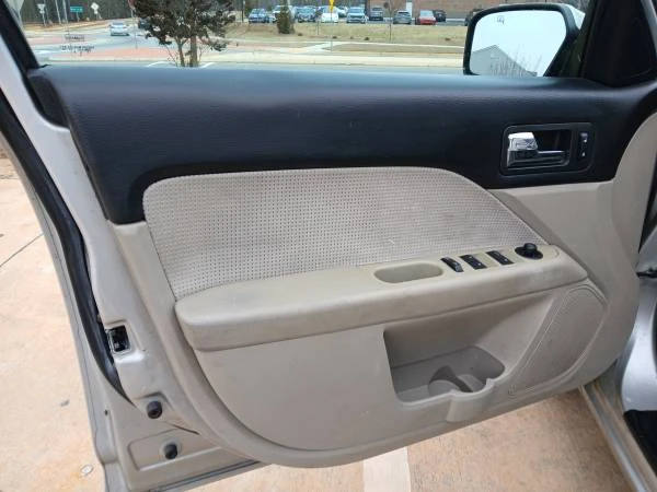 2008 Ford Fusion 1st Gen - Image 16 of 17