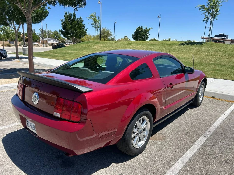 2008 Ford S197 Mustang - Image 5 of 6